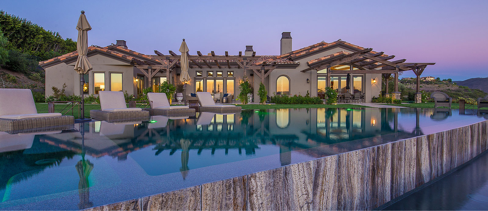 Luxury home with swimming pool