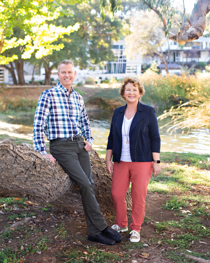 Agent Photo - Erin Pohl & Bob Pearson